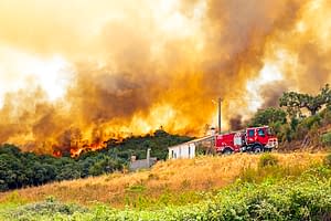 Mass Evacuations Overnight: Multiple Major Wildfires in California