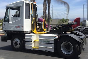 Read more about the article Electric Heavy-Duty Truck Growth Gets The Trucking Industry Excited