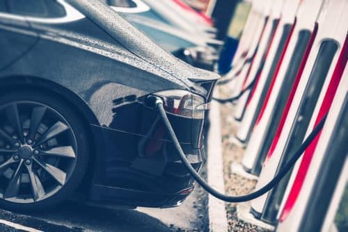 You are currently viewing Some US States Are Offering Up $9,500 If You Buy An Electric Car…. Learn Which States These Are Here!